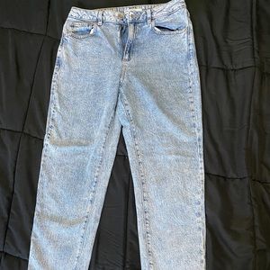 Garage Light Acid Wash Mom Jeans